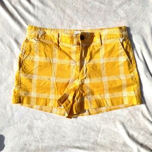 Barley worn - A New Day Size 4 Yellow Checkered Stretch Shorts!